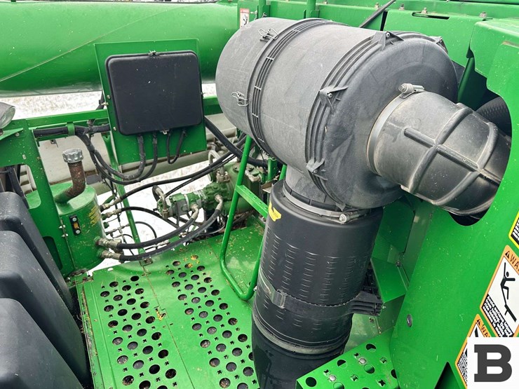 2006-john-deere-9860-sts-image-122