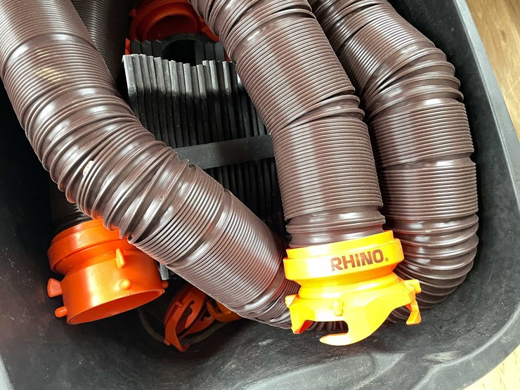 #1435-•-1978-airstream-land-yacht-31'---fully-remodeled,-road-ready-(has-wi-title)-(of)-image-111