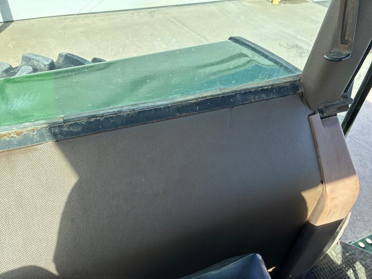 1984-john-deere-4650-image-68