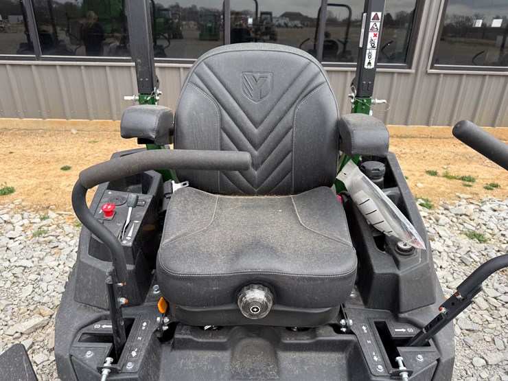 #6-•-unused-yakta-yxr610-61"-zero-turn-mower-197116-inv#-40694-image-9