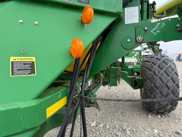 john-deere-1890-image-66