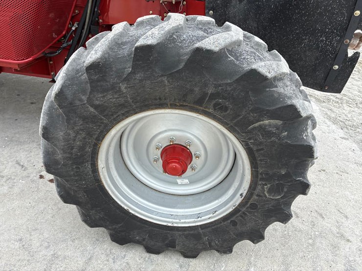 2008-case-ih-2588-image-43