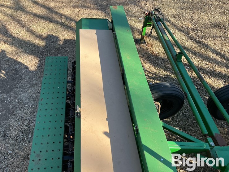 great-plains-solid-stand-24-image-18