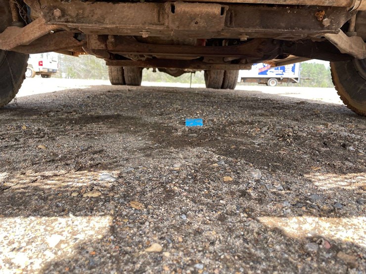 2010-chevrolet-silverado-3500-image-45