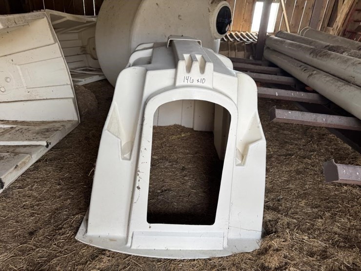 10-agri-plastic-calf-huts-image-2