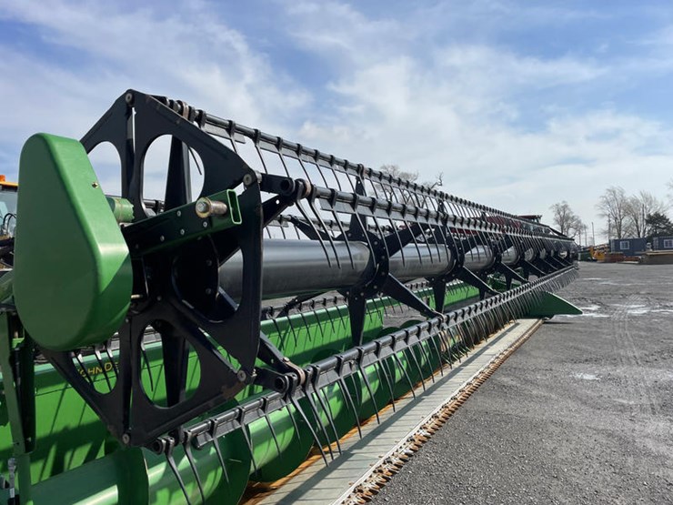 2011-john-deere-635f-image-18