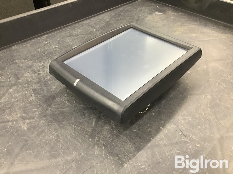 2018-case-ih-700-image-1