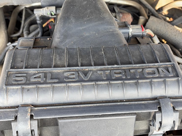 2004-ford-f150-image-31