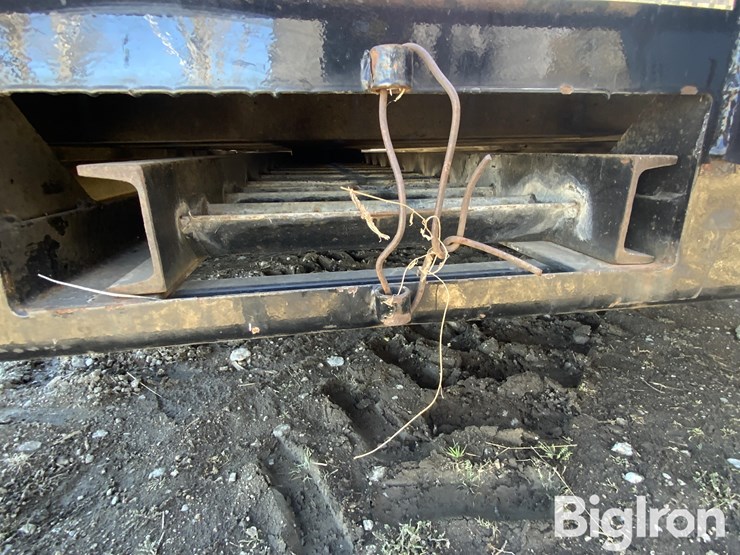 2003-titan-trailer-image-17