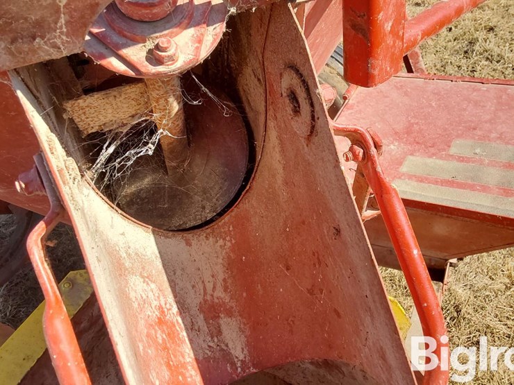 new-holland-351-image-20