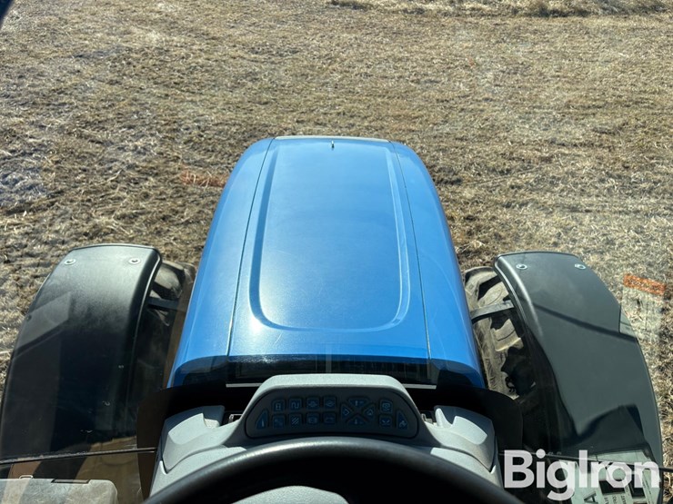 2015-new-holland-t7.210-image-14