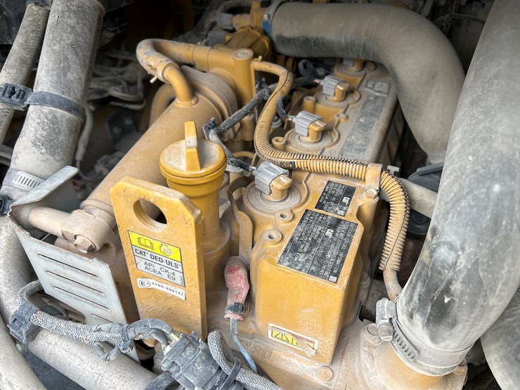 caterpillar-262d-image-30