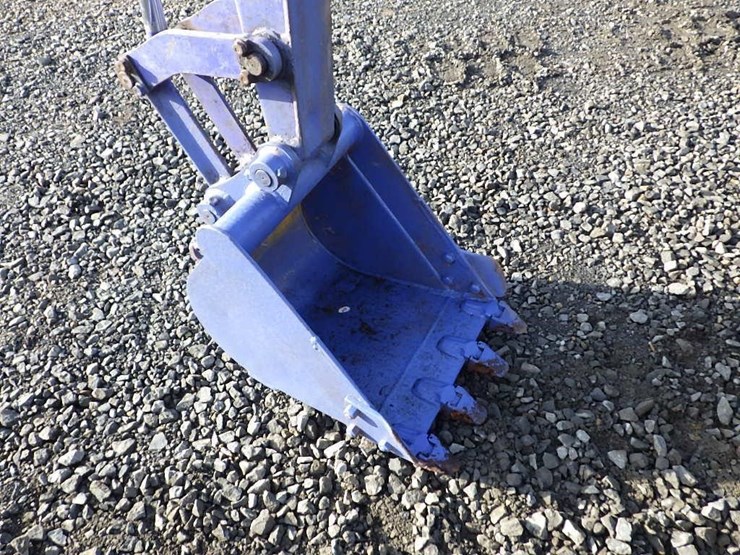 komatsu-pc20uu-3-image-18