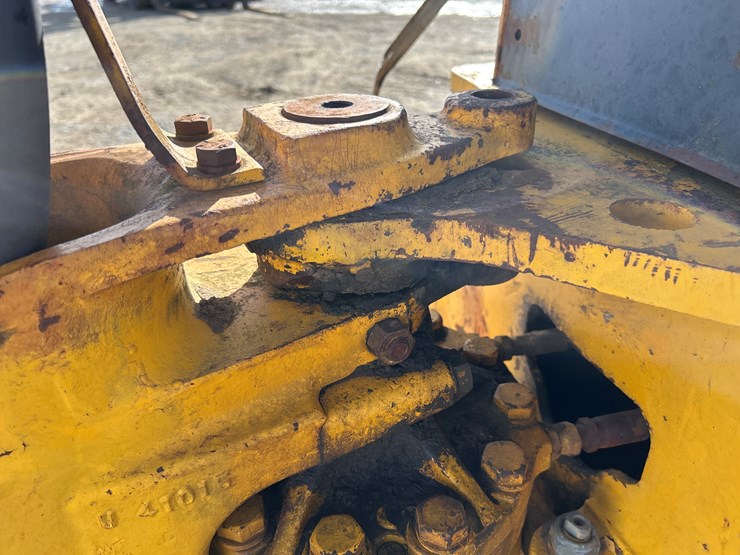 john-deere-350-image-27