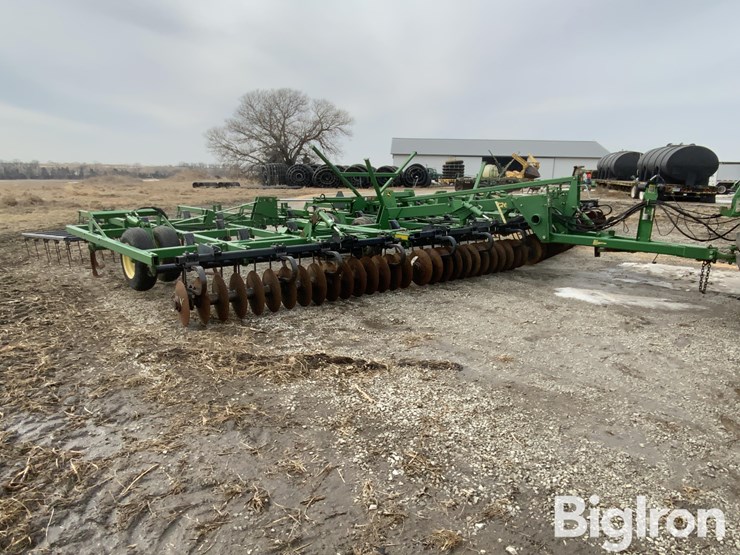 john-deere-726-image-16