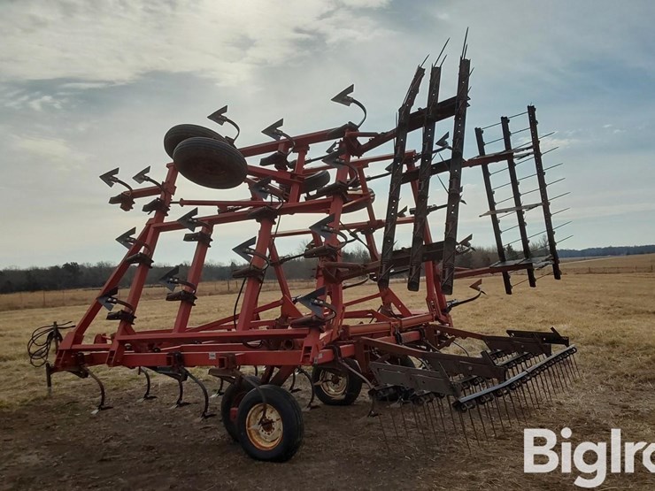 case-ih-4800-image-7