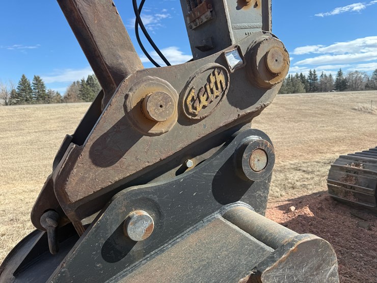 2012-volvo-ec250dl-image-18