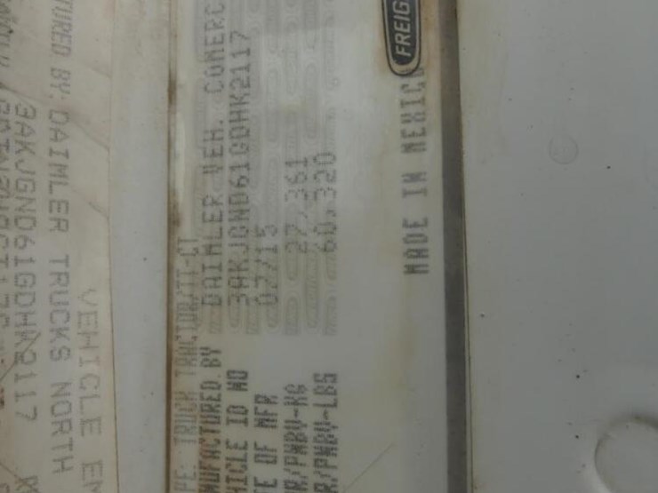 2016-freightliner-122sd-image-20