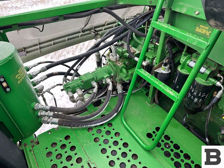 2011-john-deere-9870-sts-image-170