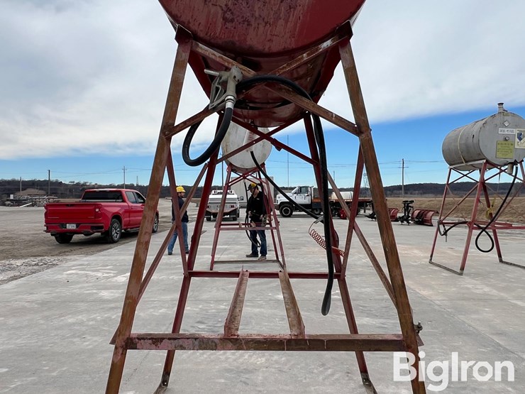 free-standing-300-gallon-gasoline-tank-image-17