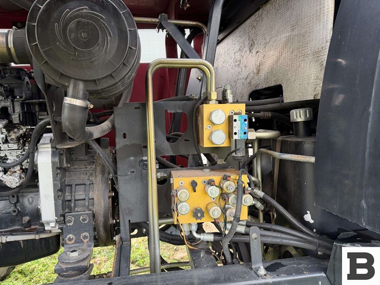 2008-case-ih-wd1203-image-33