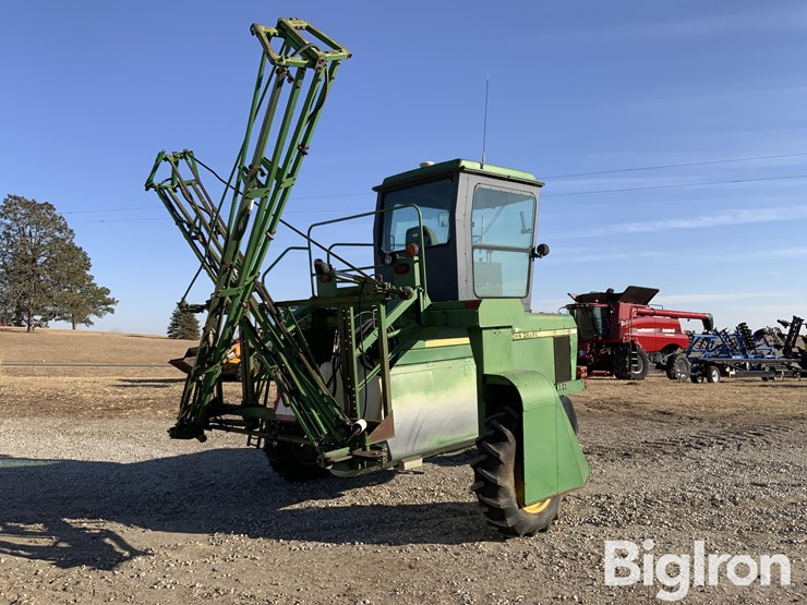 1990-john-deere-6000-image-5