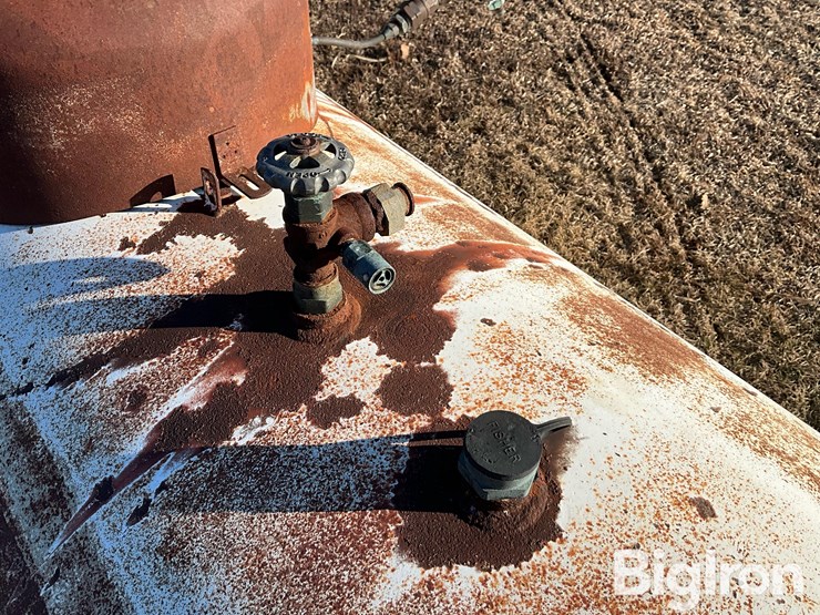 1976-trinity-tank-image-20