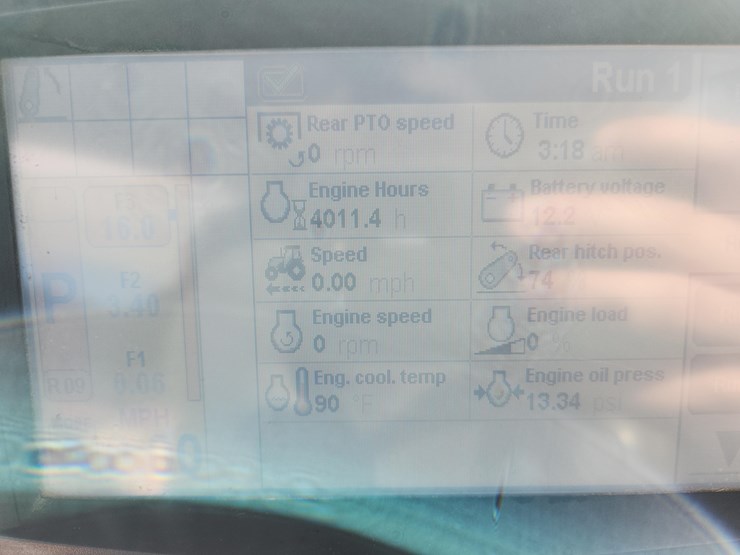 2010-new-holland-t7050-image-32