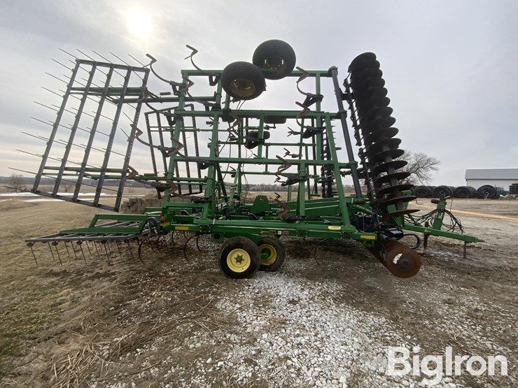 john-deere-726-image-5