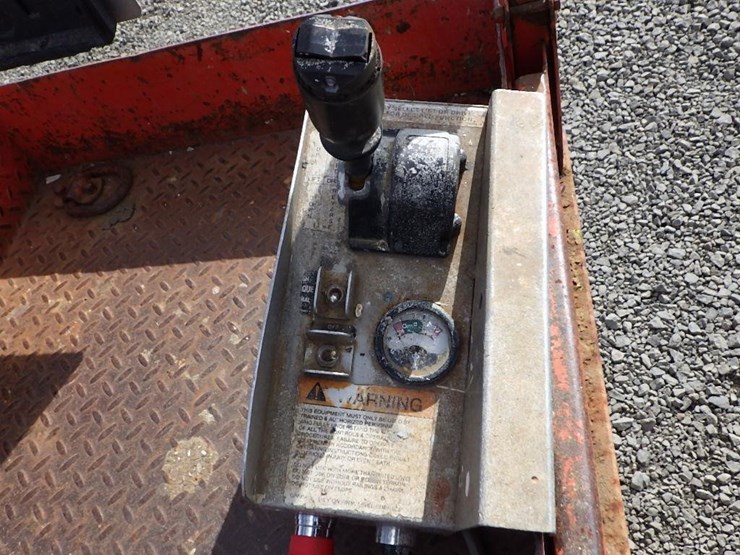 1997-skyjack-sj-3220-scissor-lift-image-11