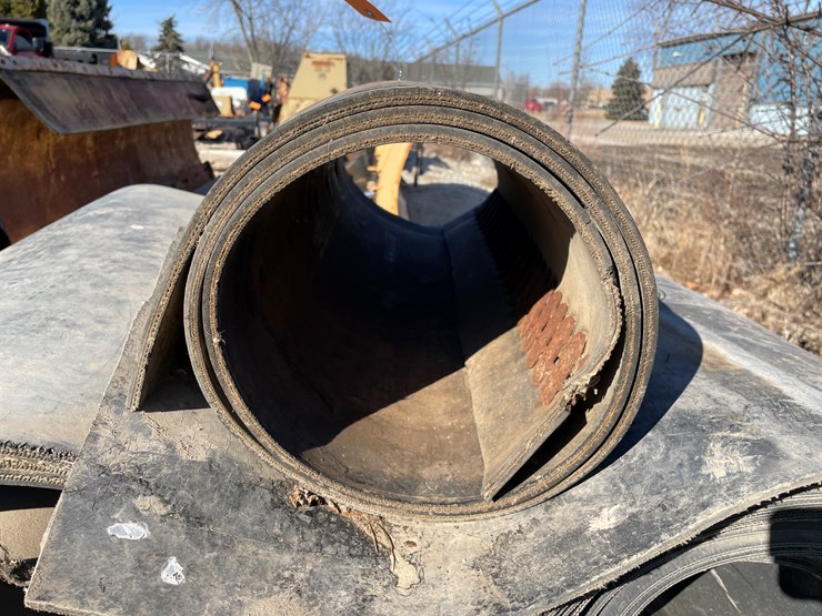 #6073-•-(2)-pallets-of-rubber-belting-image-3