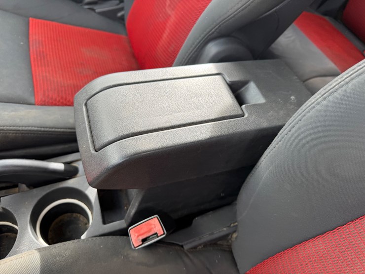 2008-dodge-caliber-image-29