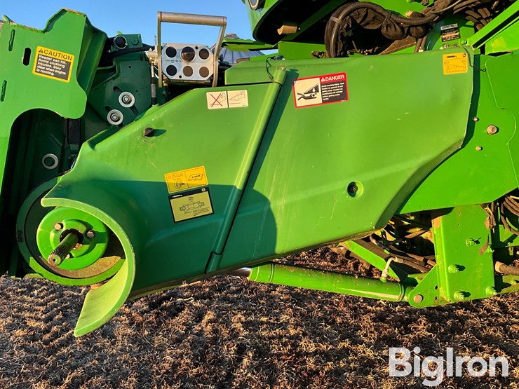 2010-john-deere-9570-sts-image-19