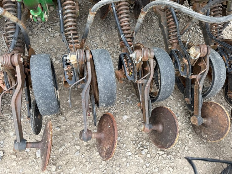 john-deere-1890-image-15