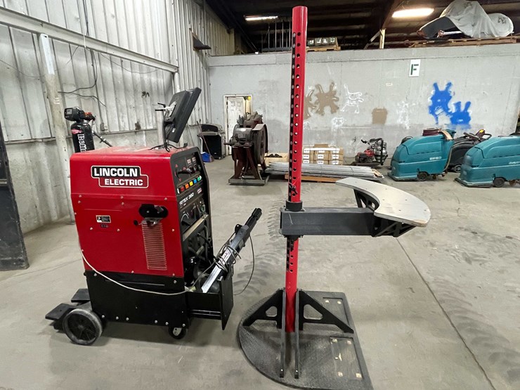 #1452-•-lincoln-vrtex-360-(f)-image-1