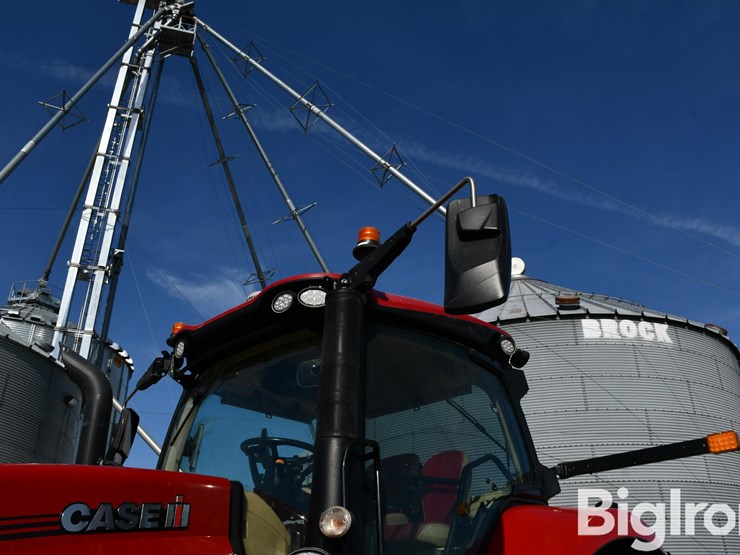 2021-case-ih-magnum-250-image-14