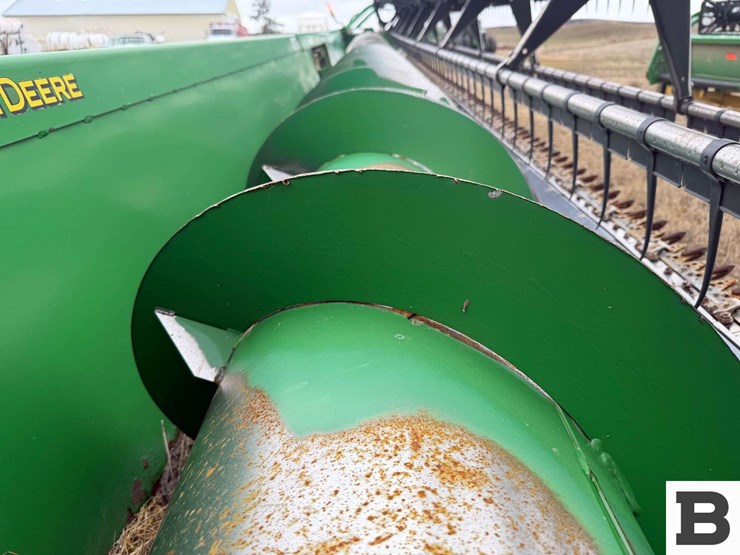 john-deere-635f-image-34