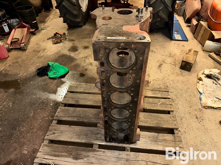 allis-chalmers-3500-image-5