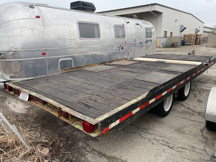 #1434-•-1977-miller-tilt-bed-trailer-(has-wi-title)-(of)-image-5