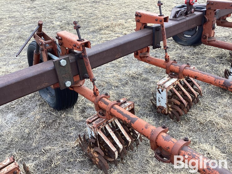 lilliston-40’-17r15-cultivator-image-17