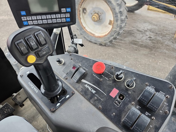 2004-apache-500-image-24