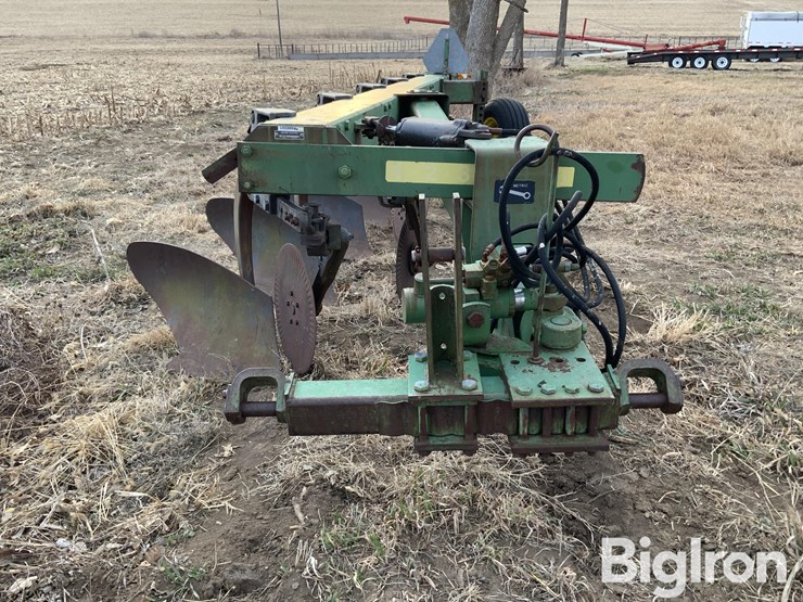 john-deere-5-image-2