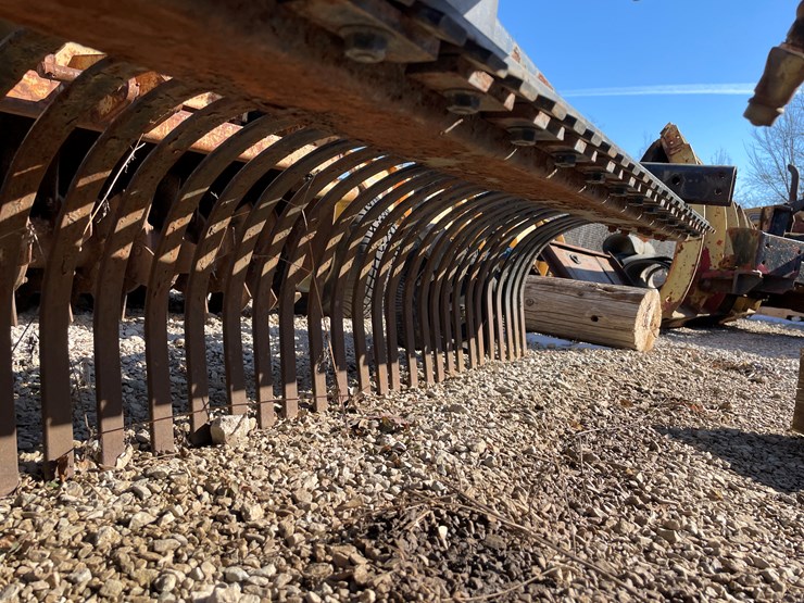 #6080-•-land-pride-3-point-rake-image-4