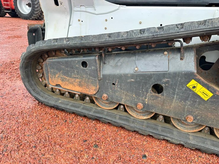 2015-bobcat-t590-image-10