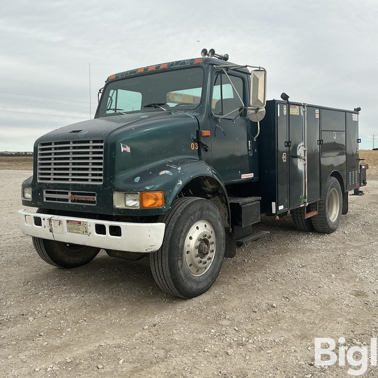 1990 INTERNATIONAL 8100