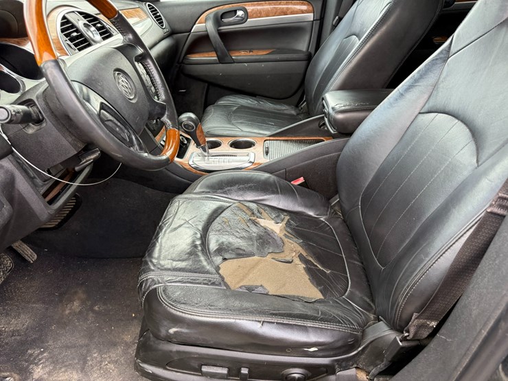 2012-buick-enclave-image-23