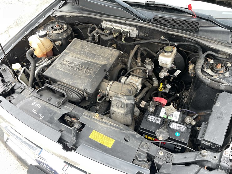 2011-ford-escape-image-61