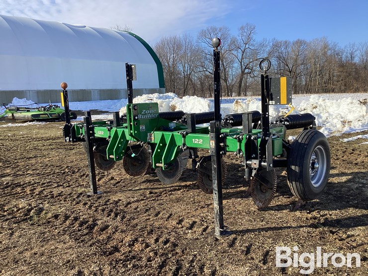 unverferth-zonebuilder-122-image-1