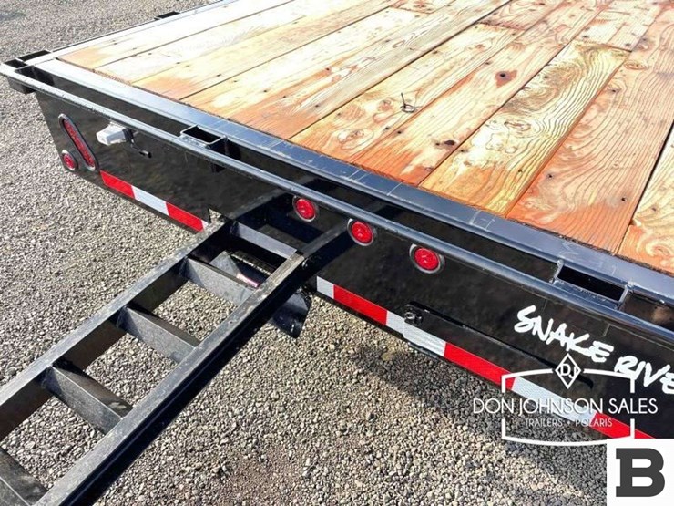2023-snake-river-doeq24-14k-flatbed-trailer-image-12