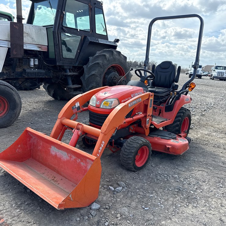 2013 KUBOTA BX2670